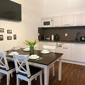 https://lovely-prague-havanska.praguehotelsweb.com